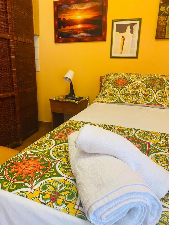 Cottage Gole Alcantara Gloria Room Graniti ภายนอก รูปภาพ